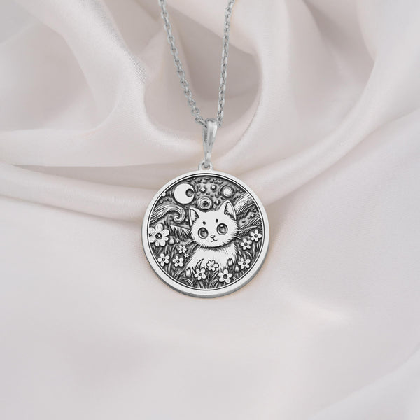 925 sterling silver cat pendant with Van Gogh-inspired details and a charming feline design. Perfect as a gift for art lovers, cat moms, or jewelry enthusiasts. A timeless piece for birthdays, anniversaries, or everyday elegance.