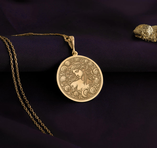 Birth of Venus gold Necklace, goddess of love charm , Ethereal queen Fertility pendant Ancient love energy, Aphrodite Pendant,Mythology-Inspired Jewelry,Timeless Elegance Pendant
