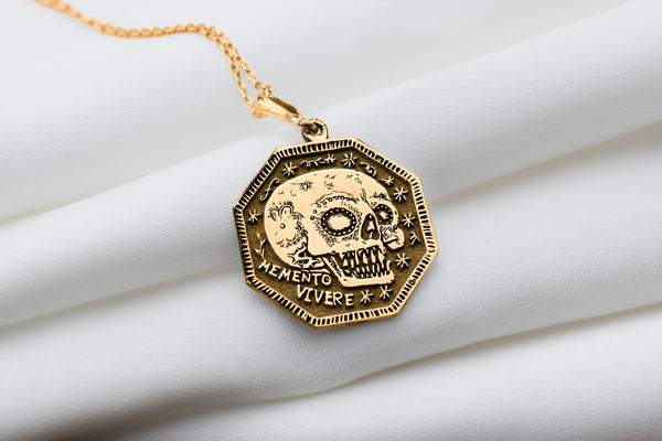 14K Solid Gold Vanitas Memento Mori Necklace, Memento Mori Vivere Gold Medallion,Silver Memento Mori Vivere Rose Gold Charm Locked Pendant
