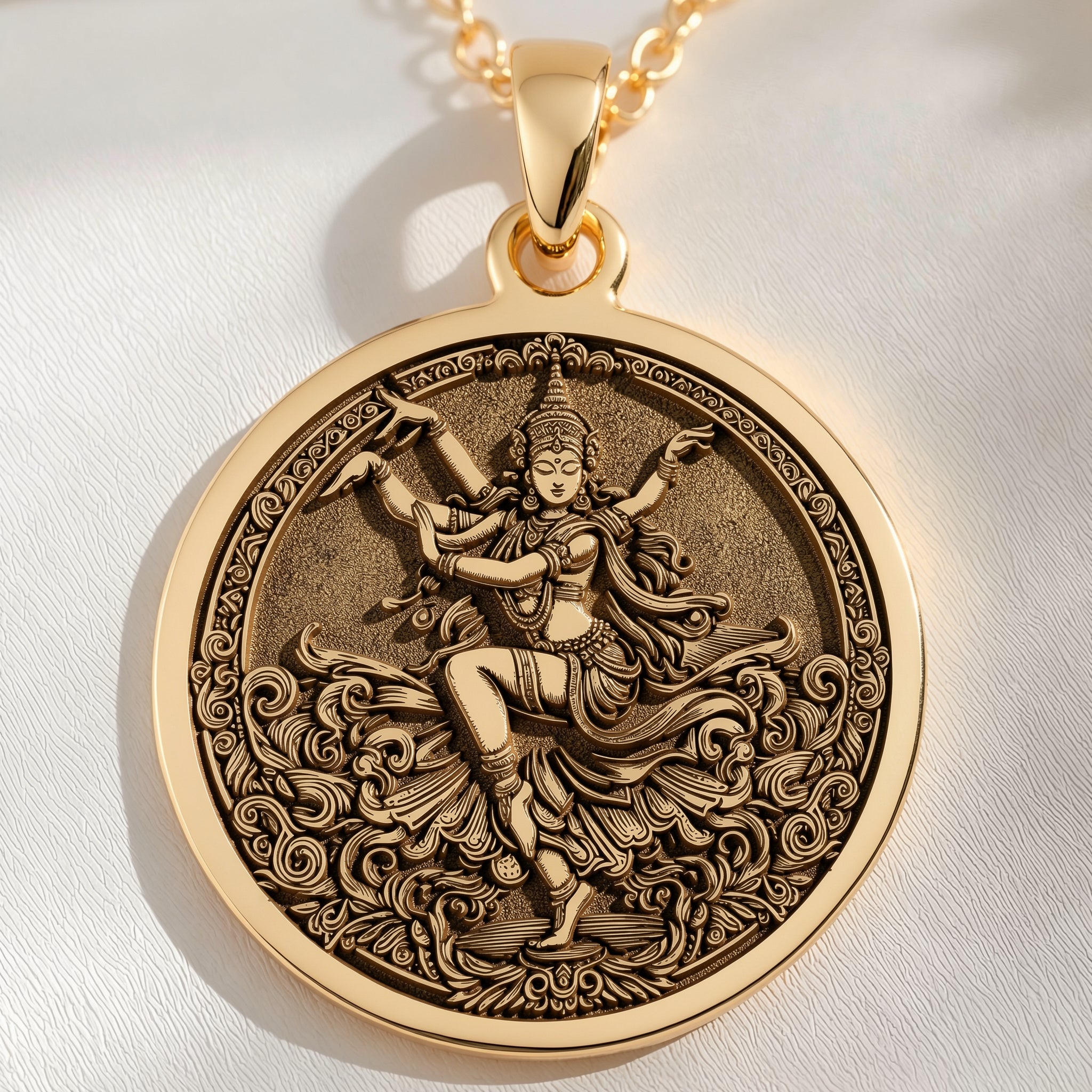 Apsara-Tänzerin Himmlischer Anhänger | 14K Massivgold – Talisman für Schutz nach antiker Mythologie