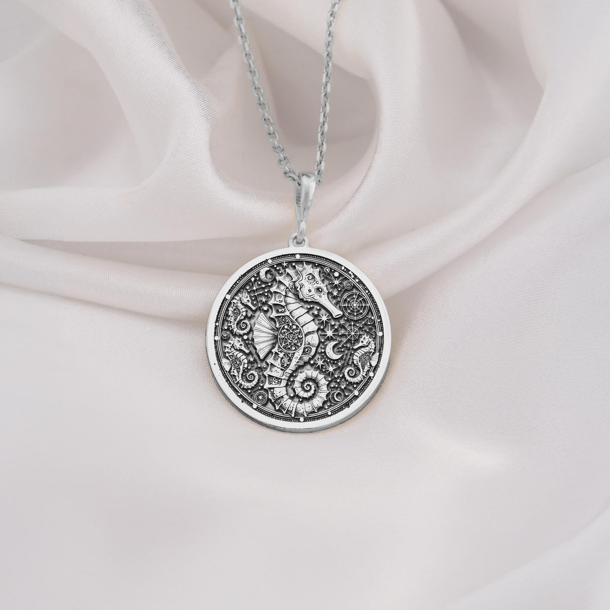 925 sterling silver seahorse necklace with intricate details, a unique nautical pendant for nature lovers, perfect for everyday wear or special occasions.
