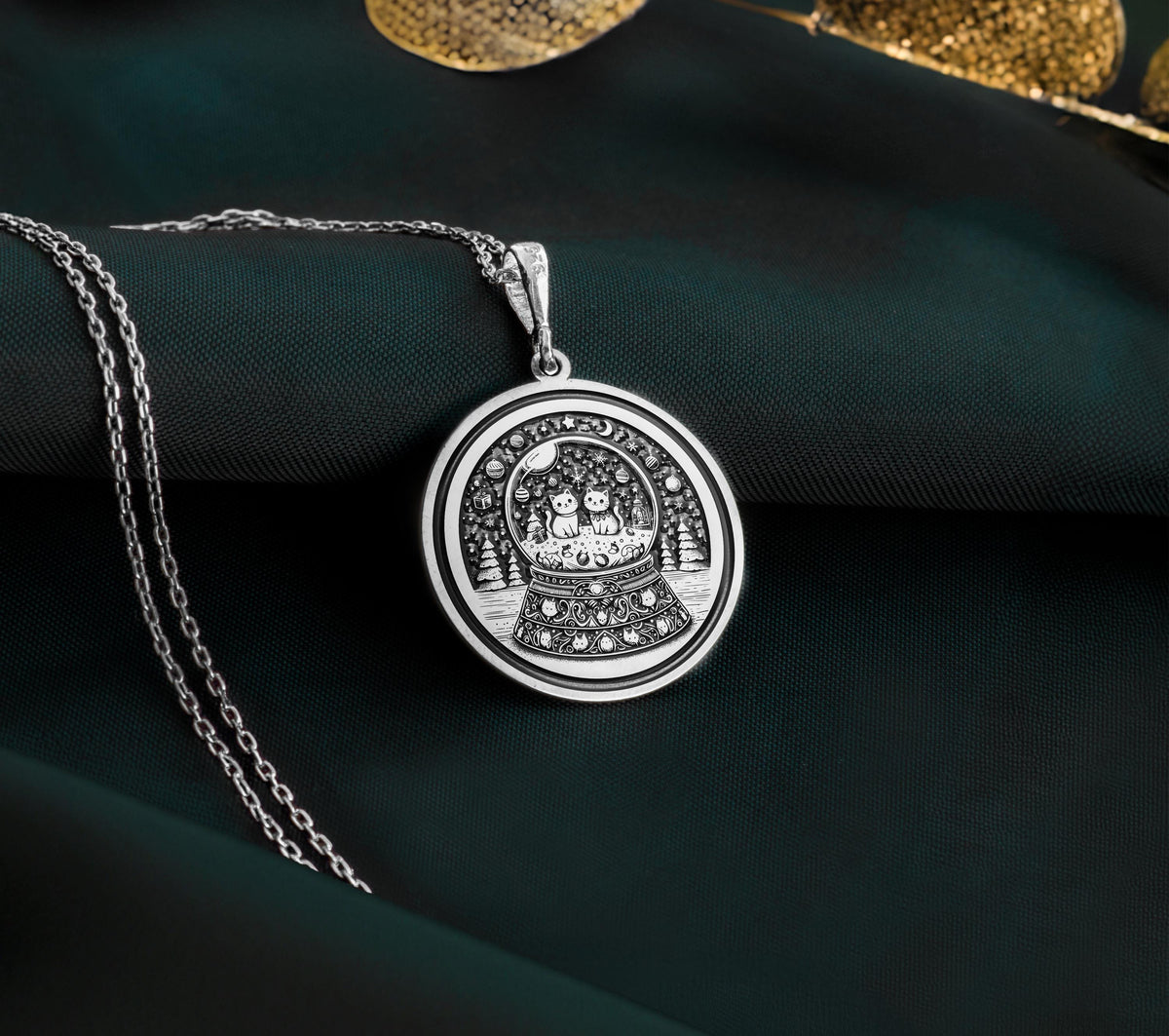 925 sterling silver snow globe necklace with two cats in a whimsical charm design. A thoughtful, handmade gift for cat lovers, ideal for birthdays, holidays, or everyday wear