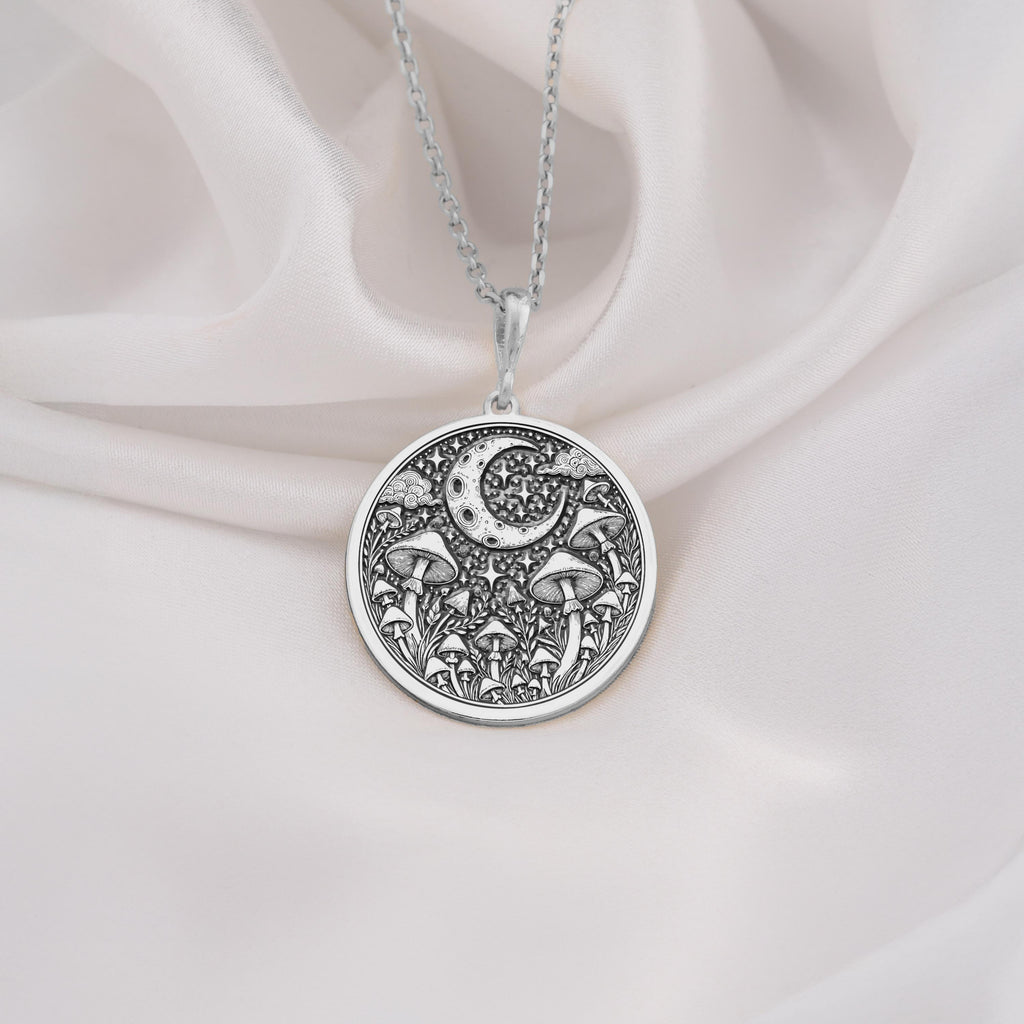 925 Sterling Silver Mushroom Necklace – Whimsical celestial pendant with a crescent moon and mushroom design. Perfect for nature lovers and boho-chic styles, crafted in high-quality silver for a sophisticated finish.