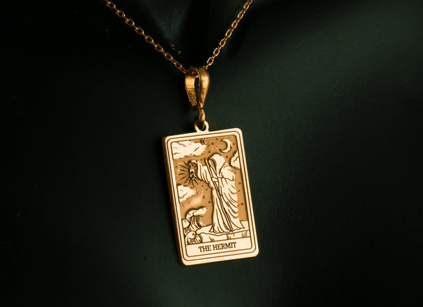 gold hermit tarot pendant, hermit tarot necklace, tarot charm jewelry, tarot amulet, hermit card pendant, esoteric jewelry gift, tarot necklace gold, introspection tarot charm, hermit tarot jewelry, spiritual seeker necklace, tarot card pendant charm