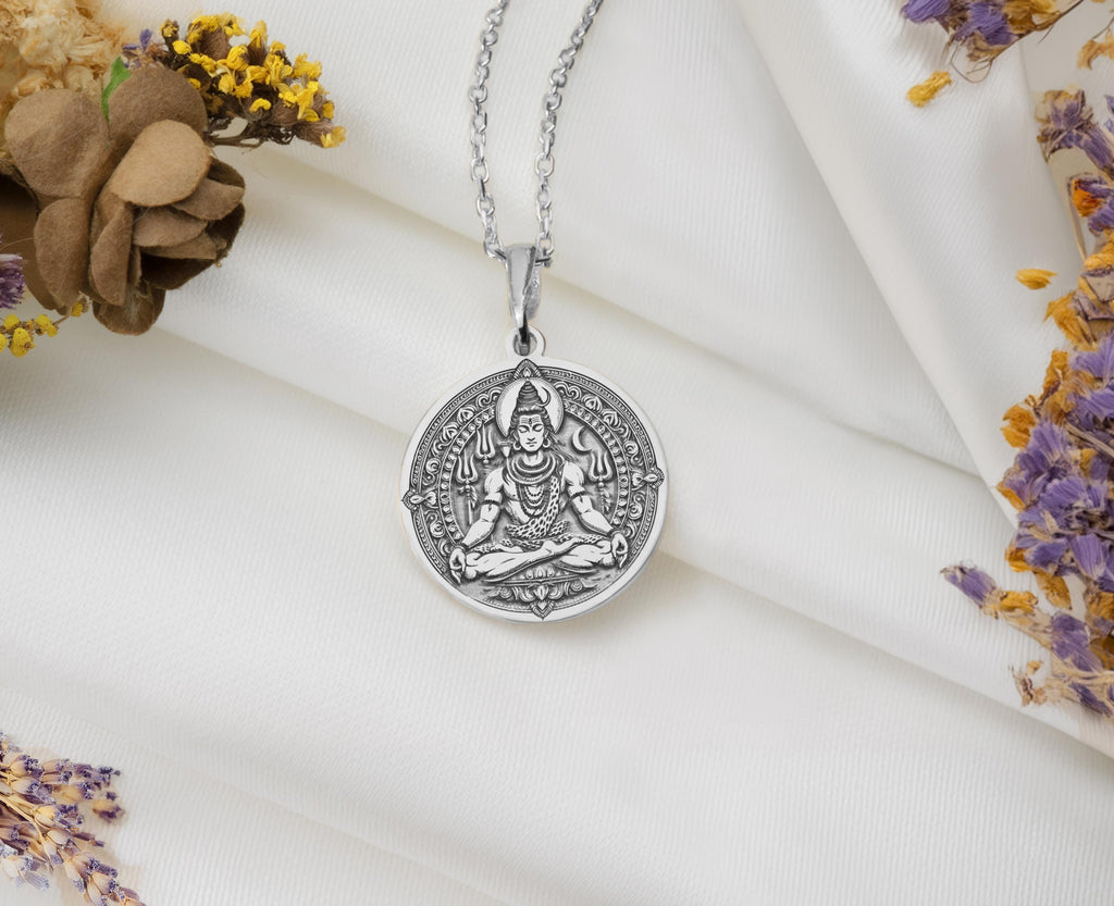 shiva silver charm pendant
Shiva meditation necklace
Shiva meditation silver pendant
Mahadeva silver pendant
Mahadeva silver necklace
Hindu god silver jewelry
Shiva medallion silver medallion
Real silver Shiva charm necklace