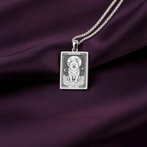 A personalized 925 sterling silver Samoyed necklace. This gift celebrates the gentle heart of the Samoyed, a cherished pet memorial keepsake.