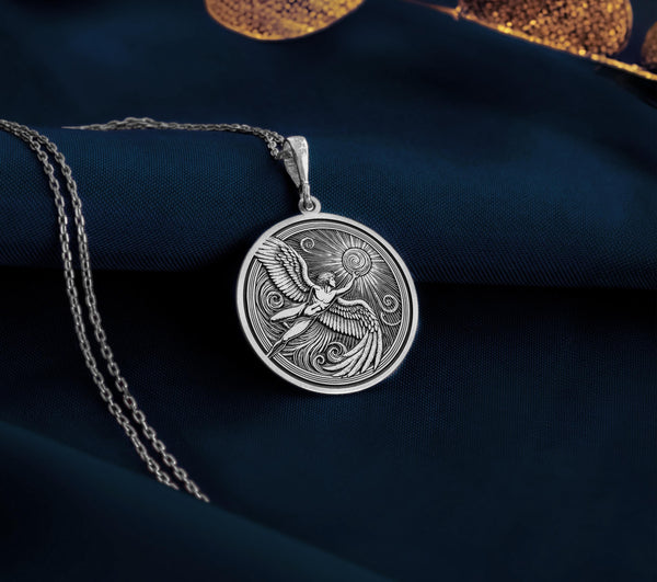 925 Sterling Silver Greek mythology necklace, featuring Icarus with outstretched wings reaching for the sun. A symbolic celestial pendant, perfect for lovers of legendary tales.