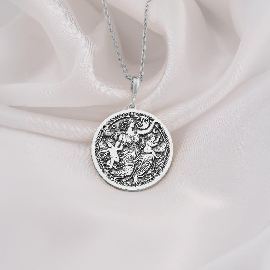 Leto Necklace in 925 Sterling Silver, Greek Mythology Medallion, Elegant Goddess Pendant, Motherhood & Grace Jewelry, Perfect Gift for Women