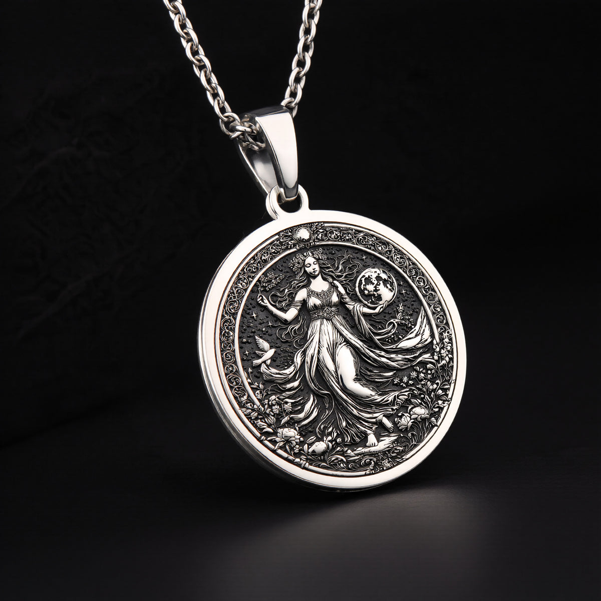 925 sterling silver Gaia Earth Goddess pendant, detailed view 2.