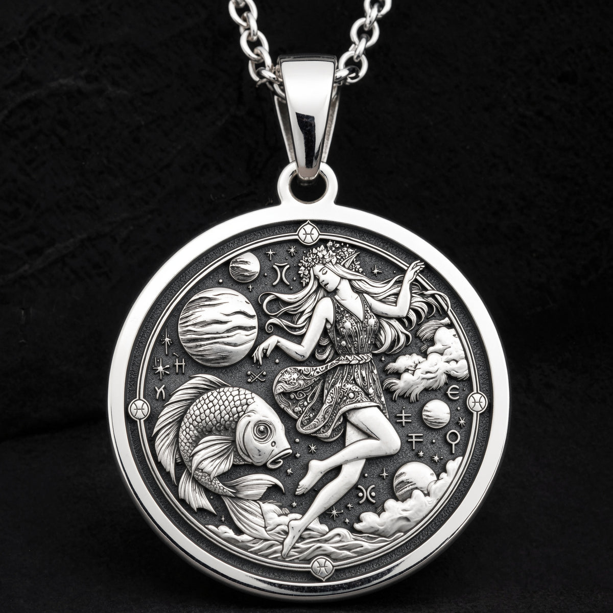 Sterling silver Pisces Zodiac Horoscope Necklace: round  Pisces zodiac sign with engrav...