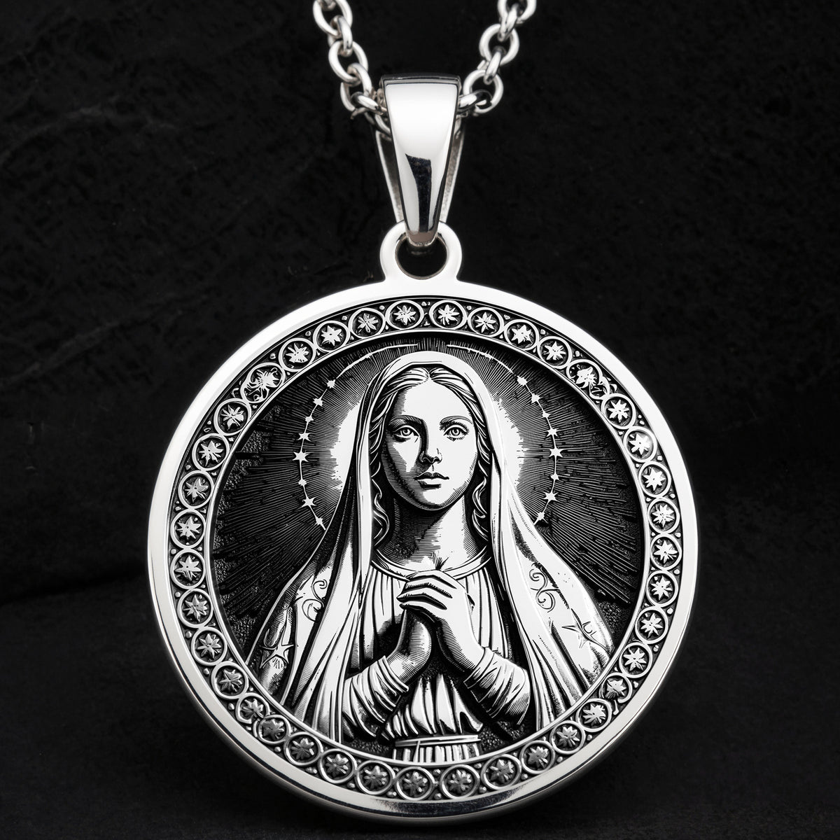 925 sterling silver Virgin Mary Queen of Peace pendant, detailed view 9.
