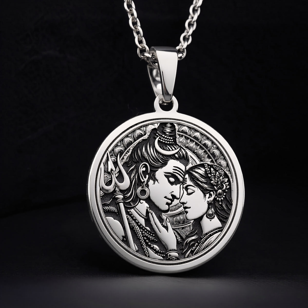 925 sterling silver Shiva & Parvati Trishul pendant, detailed view 1.