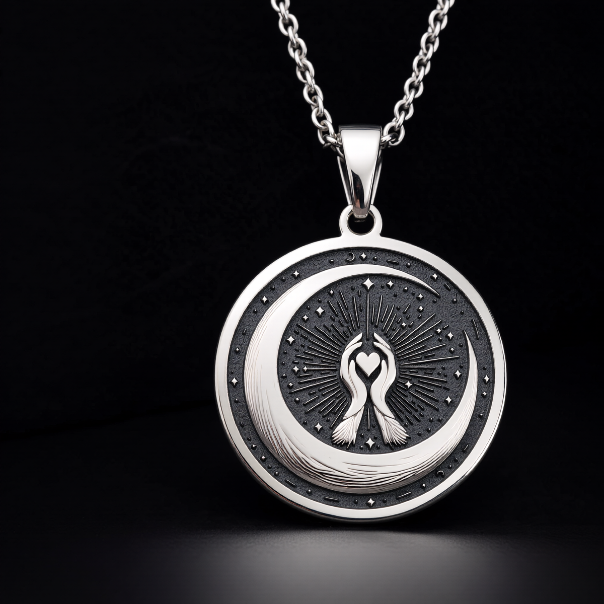 925 sterling silver Crescent Moon pendant, detailed view 2.