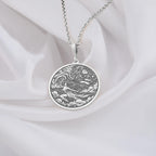 Leo Woman Pendant Elegant Zodiac Lion Necklace for Astrology Lovers, Personalized Leo Zodiac Charm Necklace in Silver Perfect Gift for Leo Women, Silver Lion Medallion Necklace for Leo Women Astrology and Horoscope Jewelry,