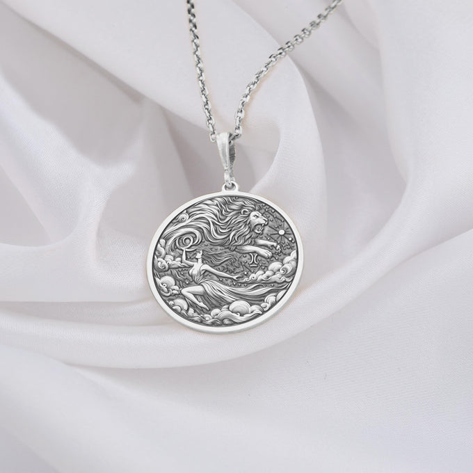 Leo Woman Pendant Elegant Zodiac Lion Necklace for Astrology Lovers, Personalized Leo Zodiac Charm Necklace in Silver Perfect Gift for Leo Women, Silver Lion Medallion Necklace for Leo Women Astrology and Horoscope Jewelry,