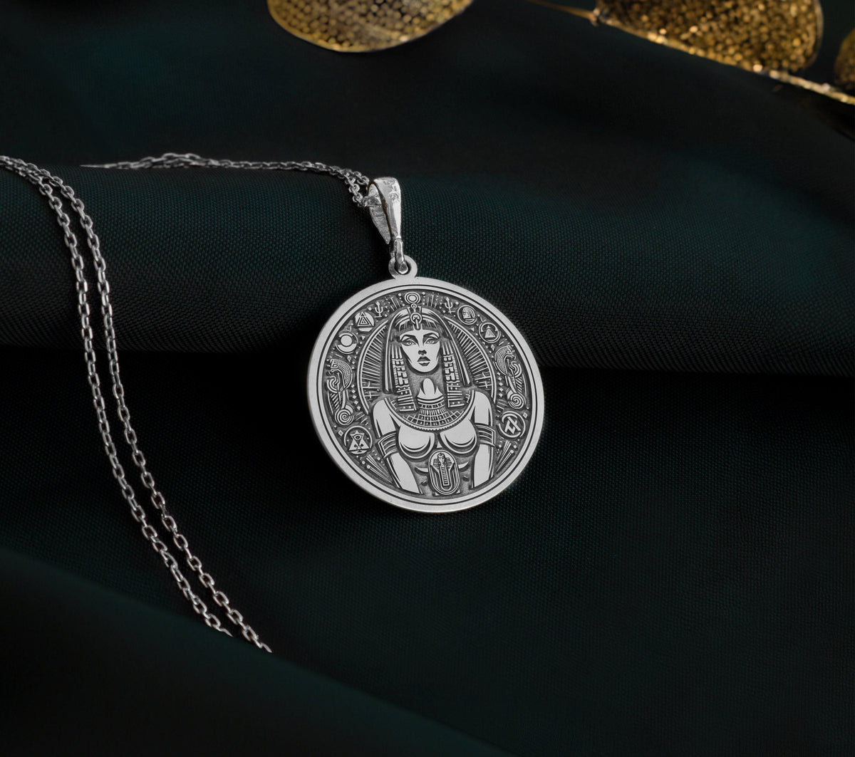 Cleopatra Pendant Necklaces 925 925 Sterling Silver sterling silver portrait pendant with circular frame necklace