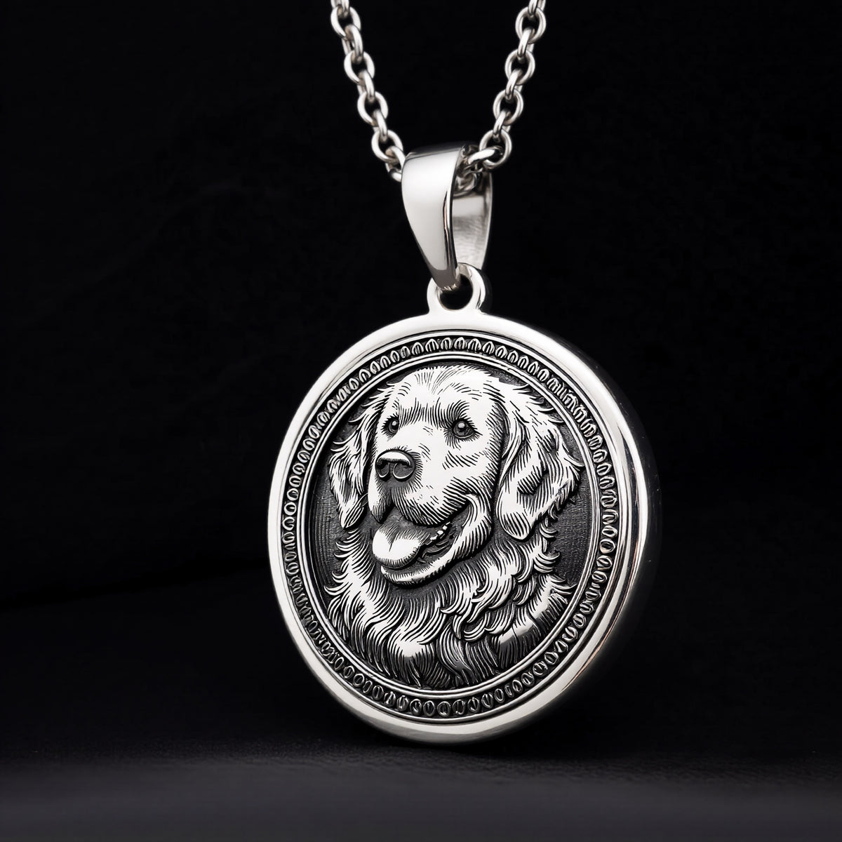 Elegant 14K Solid Gold Golden Retriever pendant, featuring a finely detailed dog medallion. A perfect pet lover’s charm, symbolizing joy, companionship, and love, making it a meaningful gold Golden Retriever necklace for dog enthusiasts.