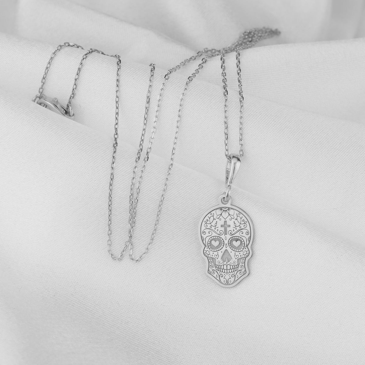 Dia de los Muertos Memento Mori Necklace Necklaces 925 925 Sterling Silver skull pendant necklace with intricate details on a white background.
