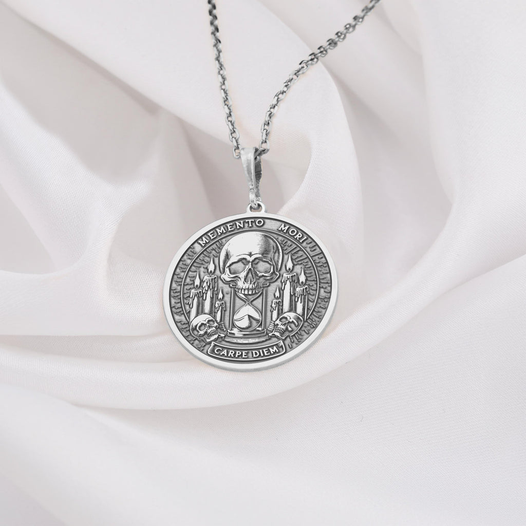 925 925 Sterling Silver Gothic Skull Memento Mori Necklace Necklaces Oxidized silver skull pendant necklace with Latin inscription memento mori design
