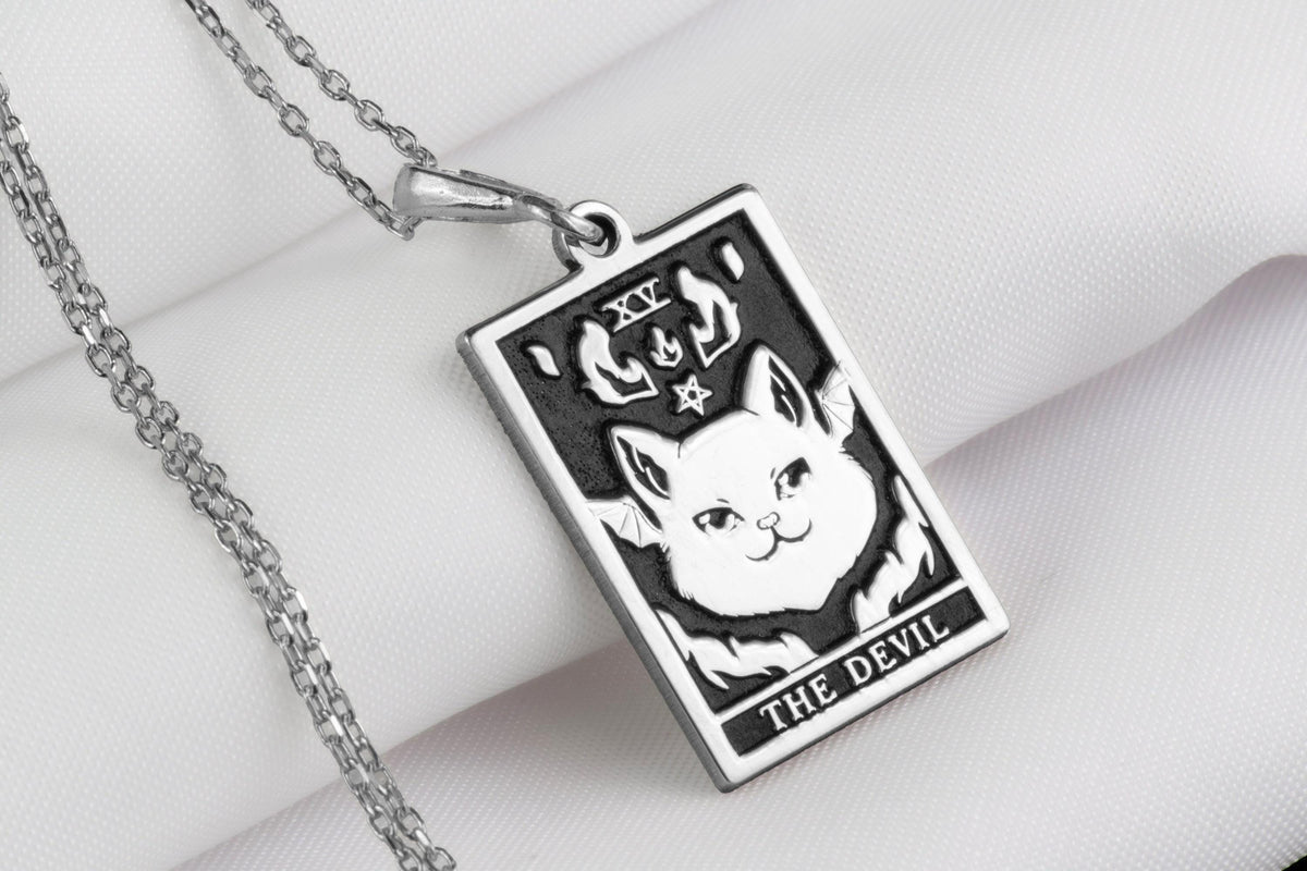 925 925 Sterling Silver Horned Devil Cat Pendant Necklaces Oxidized silver square pendant featuring a stylized cat face and 'THE DEVIL' text necklace