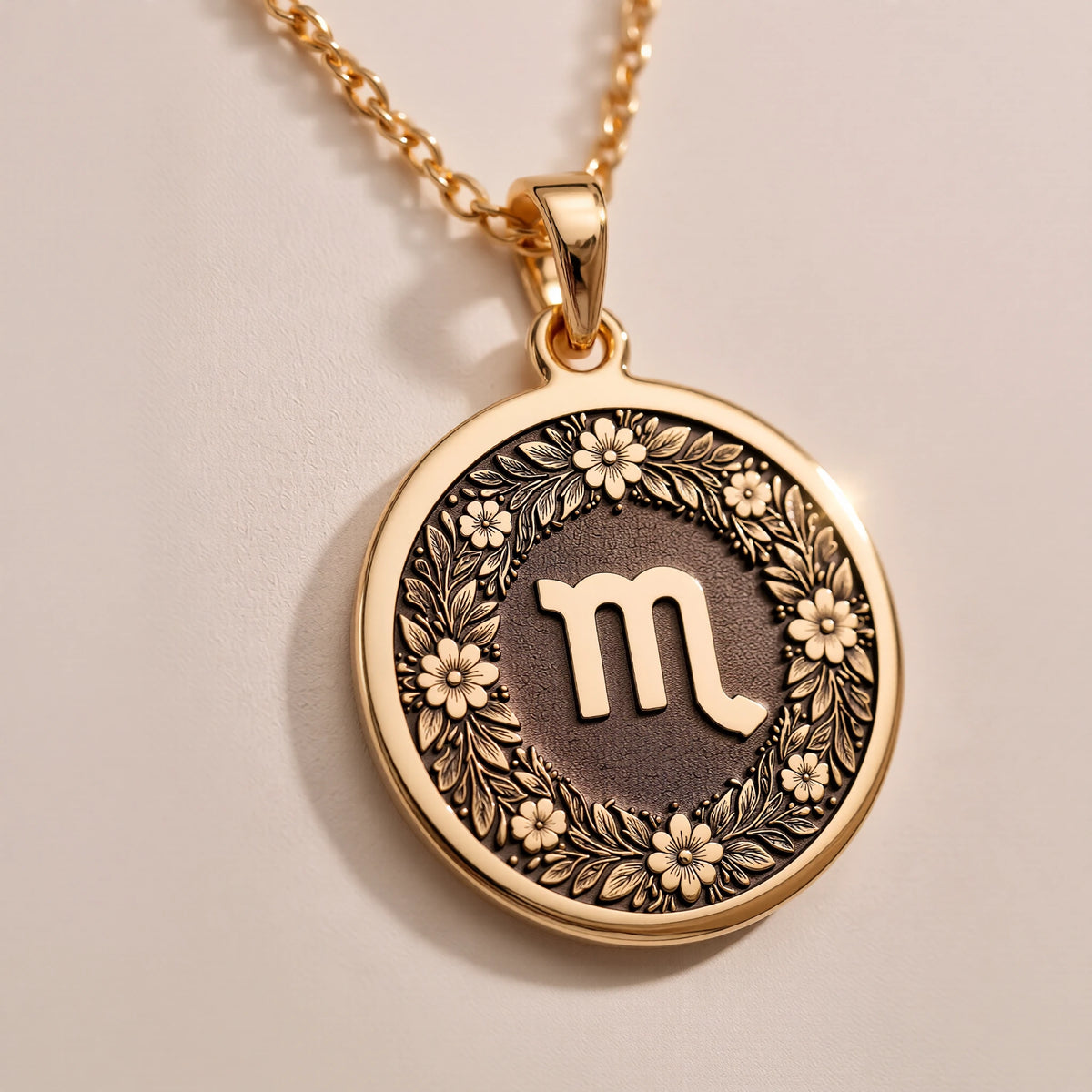Scorpio Zodiac Astrological Sign Medallion - Birthdate Jewelry Star Map - Görsel 2, 14K Gold Scorpio
