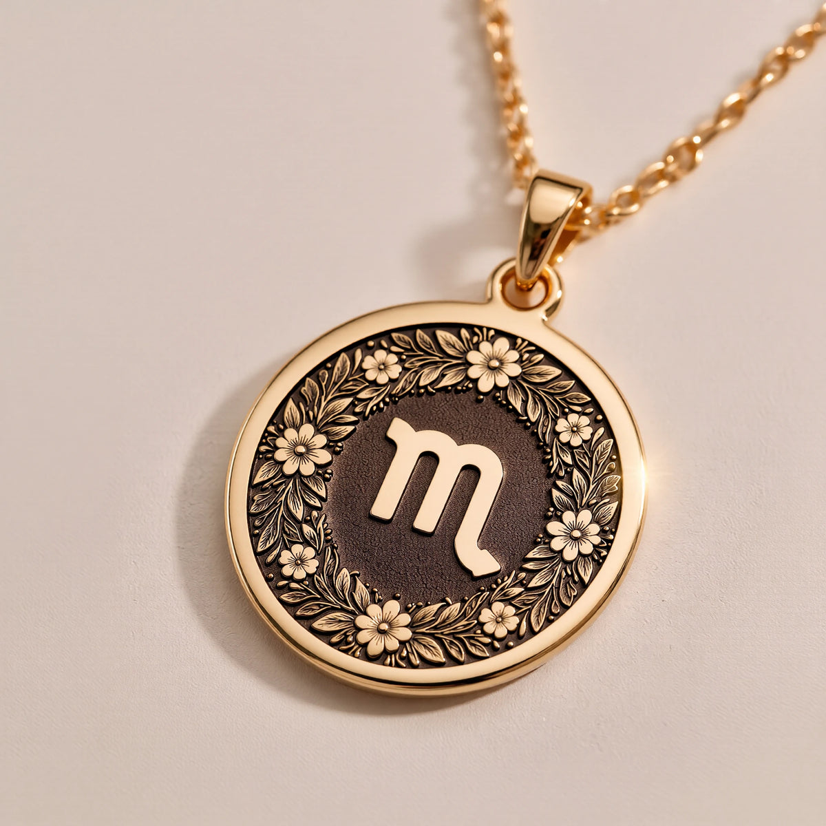 Scorpio Zodiac Astrological Sign Medallion - Birthdate Jewelry Star Map - Görsel 3, 14K Gold Scorpio